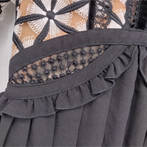 Self-Portrait Dress - Picture 9 of 12